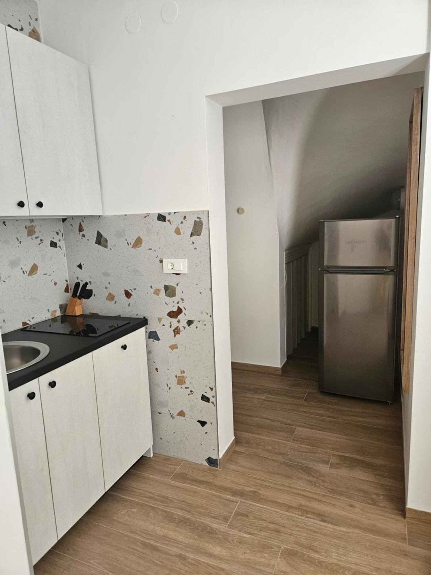 Apartment Maya Near The Beach プレマントゥーラ エクステリア 写真